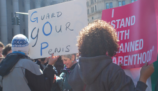 Illustration for article titled 6,000 People Throw It Down For Reproductive Health